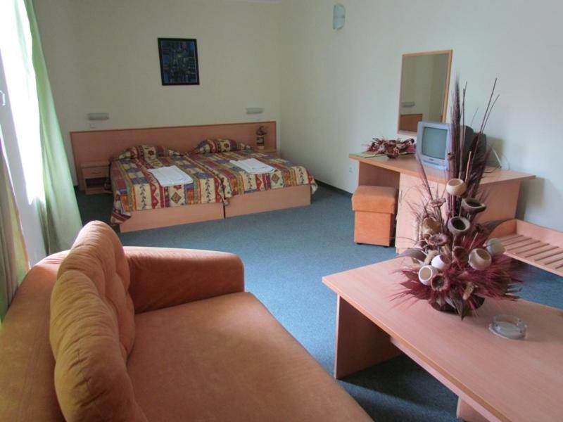 Family Hotel Aurelia Słoneczny Brzeg Zewnętrze zdjęcie