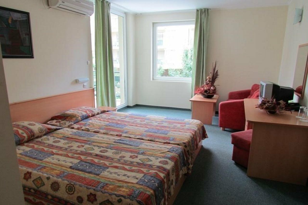 Family Hotel Aurelia Słoneczny Brzeg Zewnętrze zdjęcie