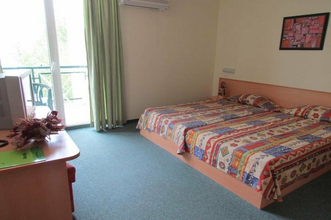 Family Hotel Aurelia Słoneczny Brzeg Zewnętrze zdjęcie