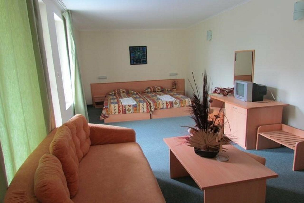 Family Hotel Aurelia Słoneczny Brzeg Zewnętrze zdjęcie