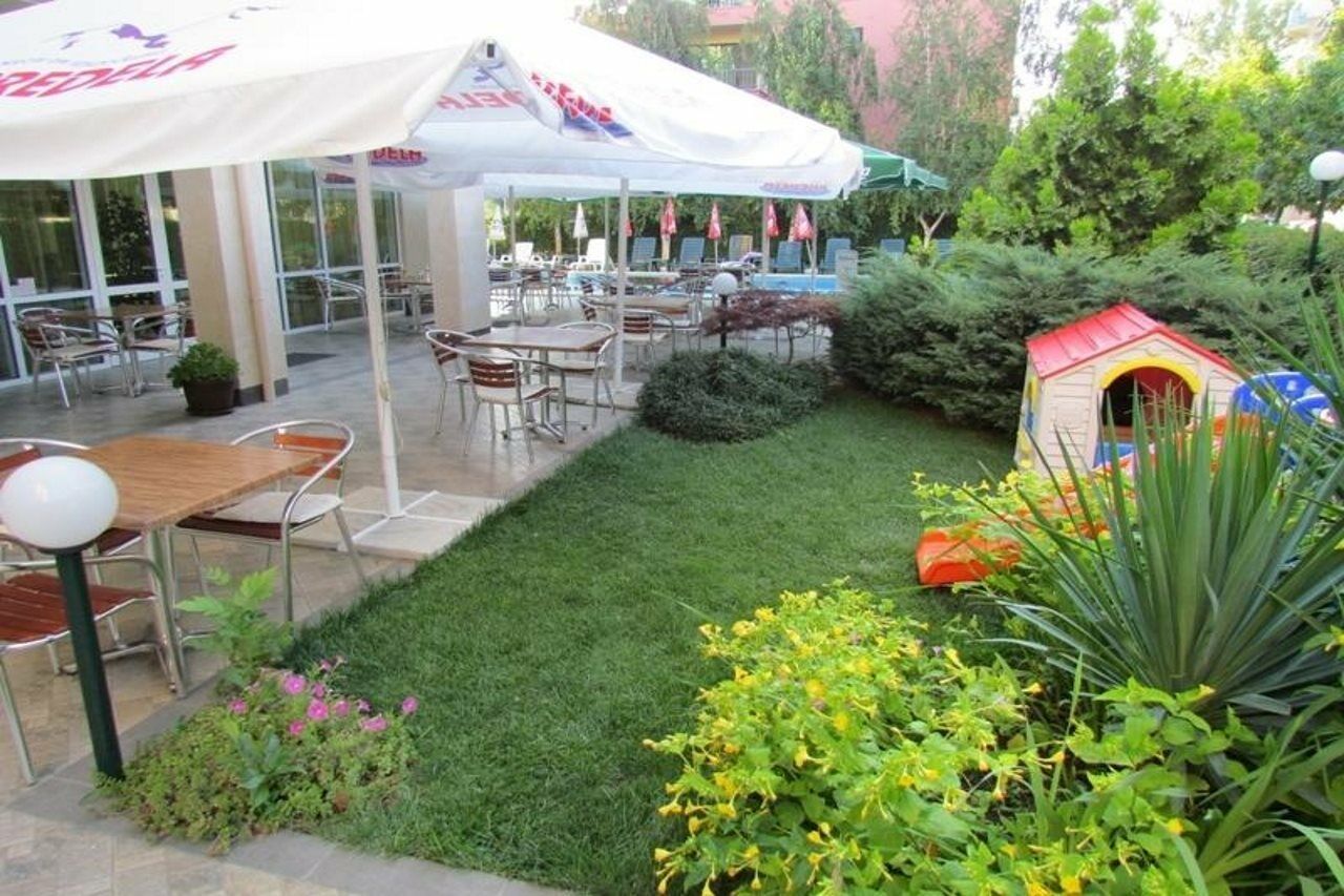 Family Hotel Aurelia Słoneczny Brzeg Zewnętrze zdjęcie