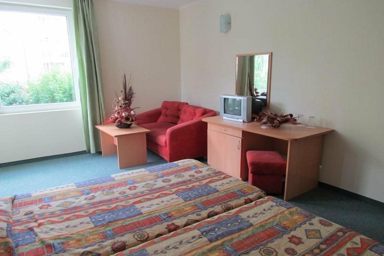 Family Hotel Aurelia Słoneczny Brzeg Zewnętrze zdjęcie